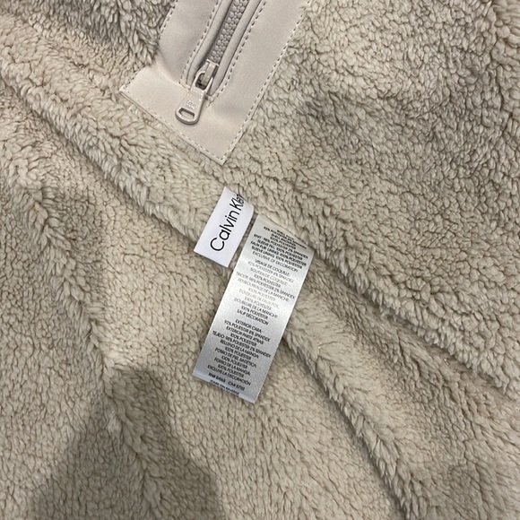 NWT Calvin Klein, warm, long, waterproof jacket - Picture 5 of 7